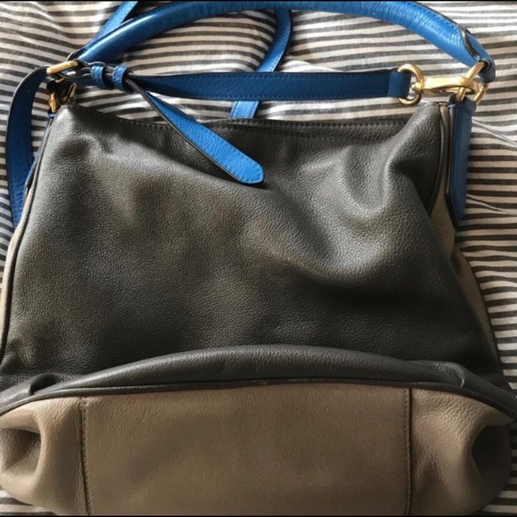 Marc by Marc Jacobs cross body purse - Picture 2 of 4